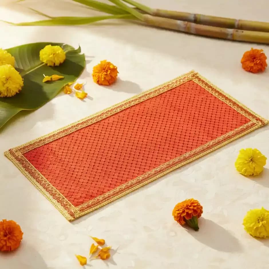 Chandar Red Chunri