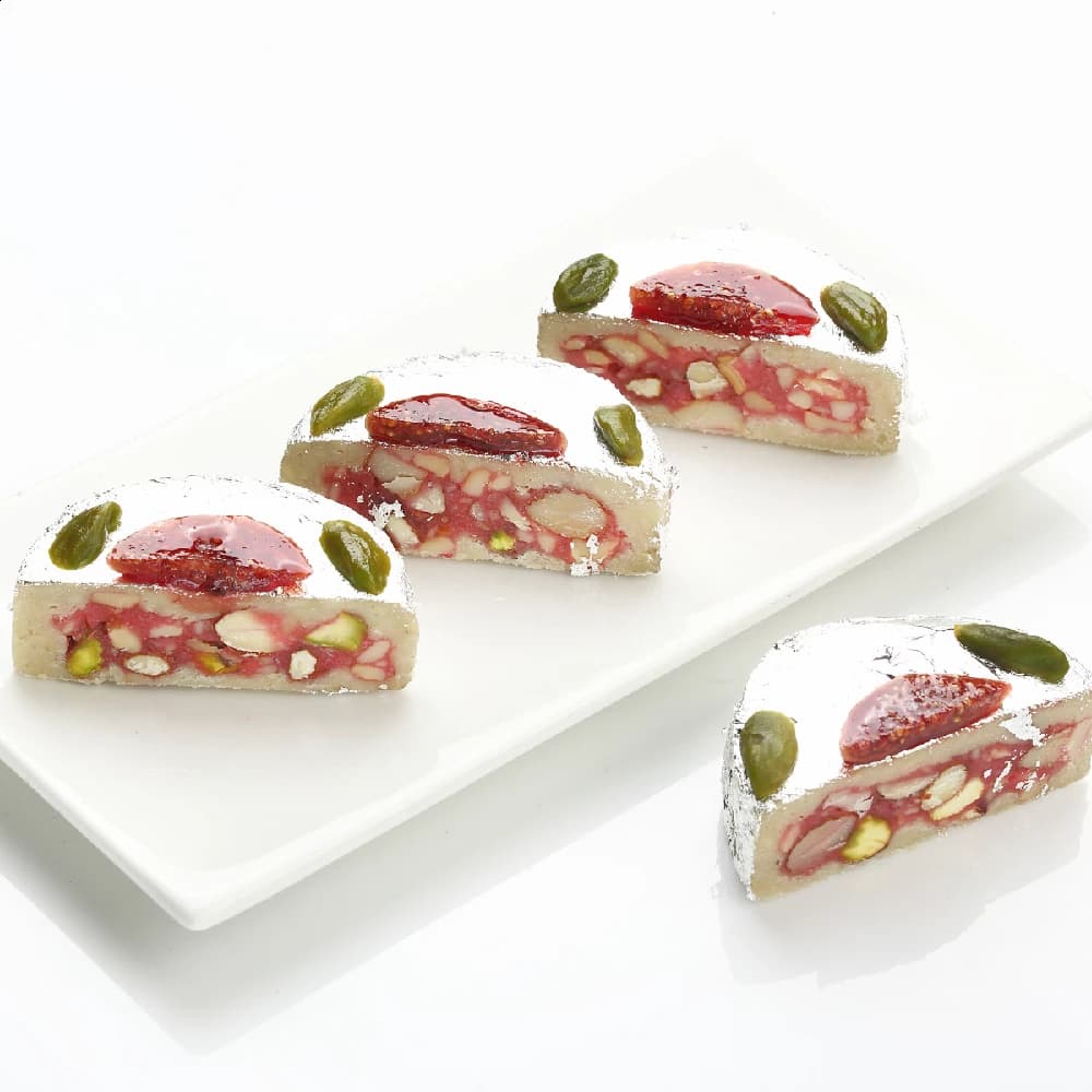 Dadu's Kaju Anjeer Sandwich — 500 g