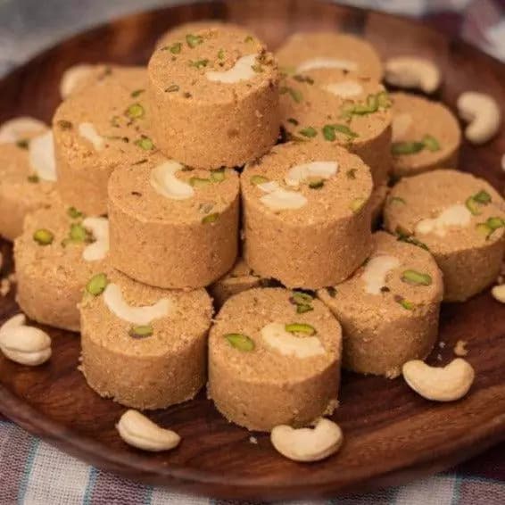 Narayanji ChamCham Gajak, 500g-Main image