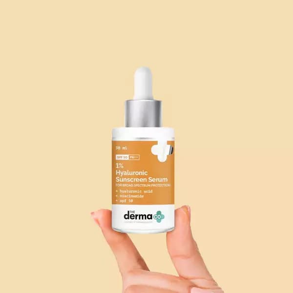 The Derma Co Hyaluronic Acid Sunscreen Serum,30ml-Main image