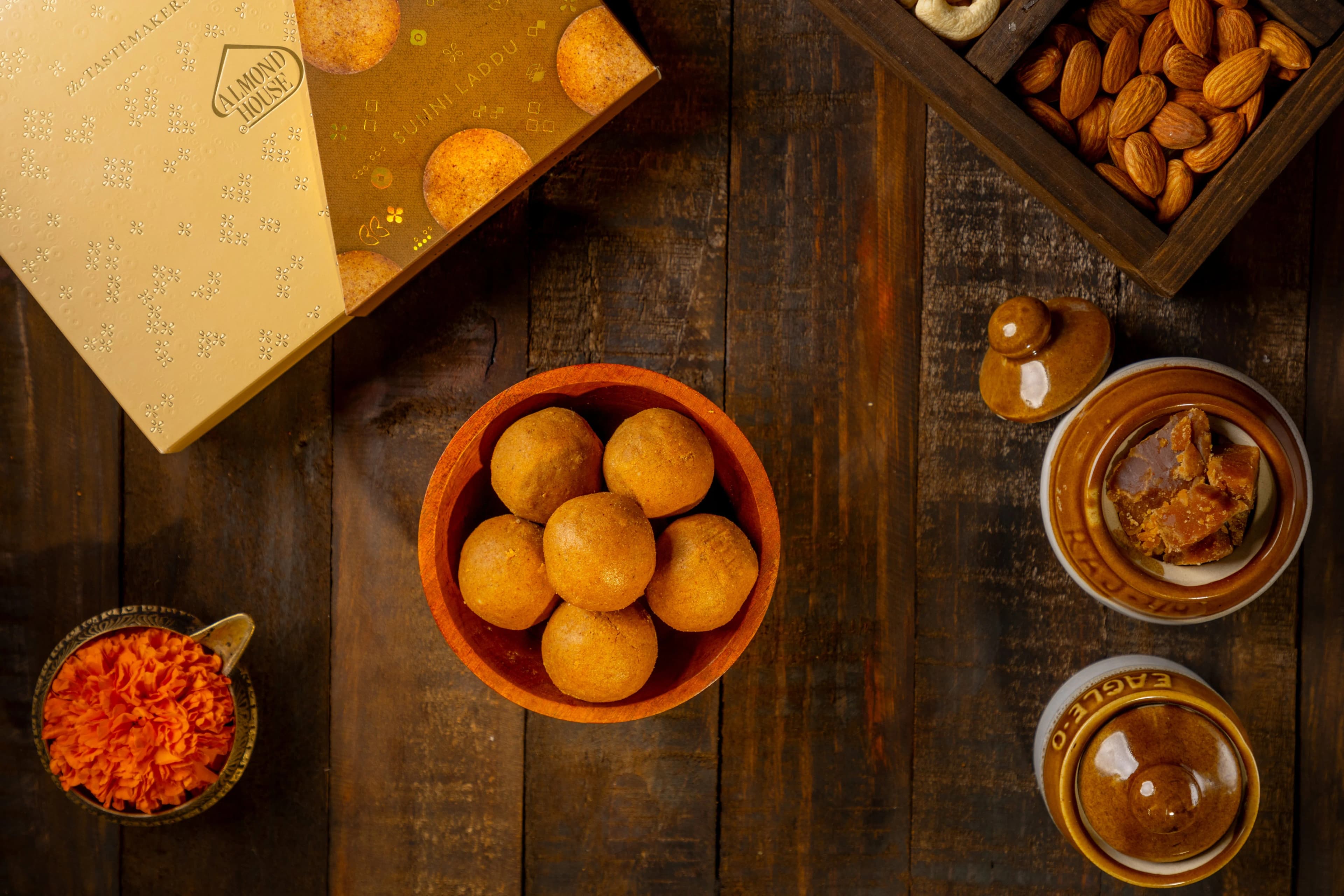 Almond House Bellam Sunni Laddu(MAP) — 250 g