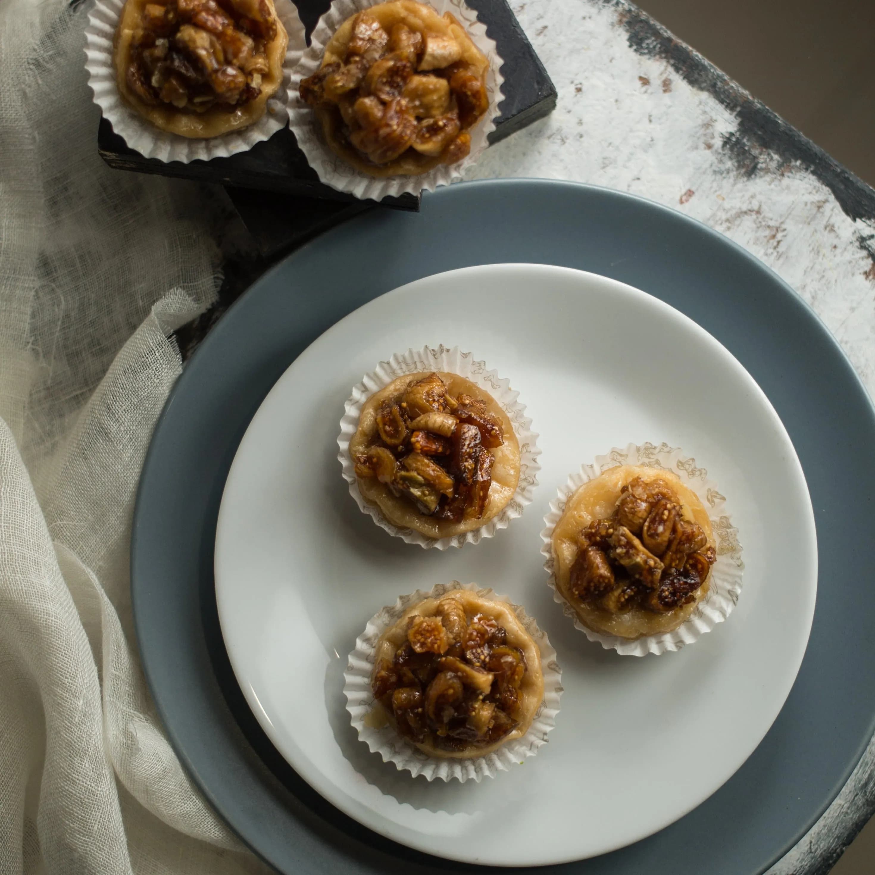Almond House Honey Fig Tart — 250 g