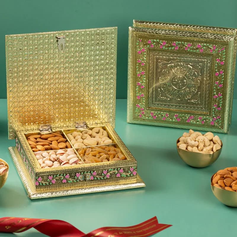Dadus Mithai Vatika Dryfruit Box Option - 6 — 250 g