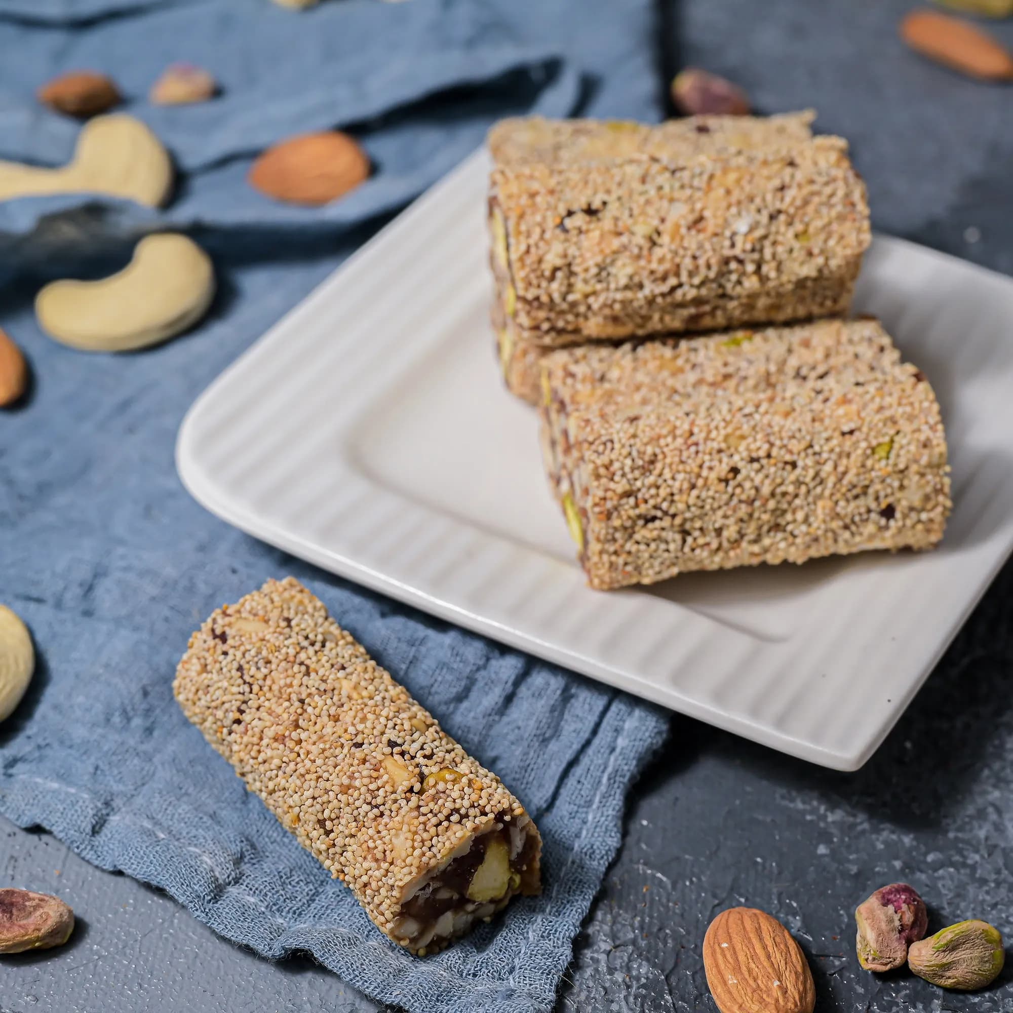 Vellanki Foods Kharjura Roll — 250 g